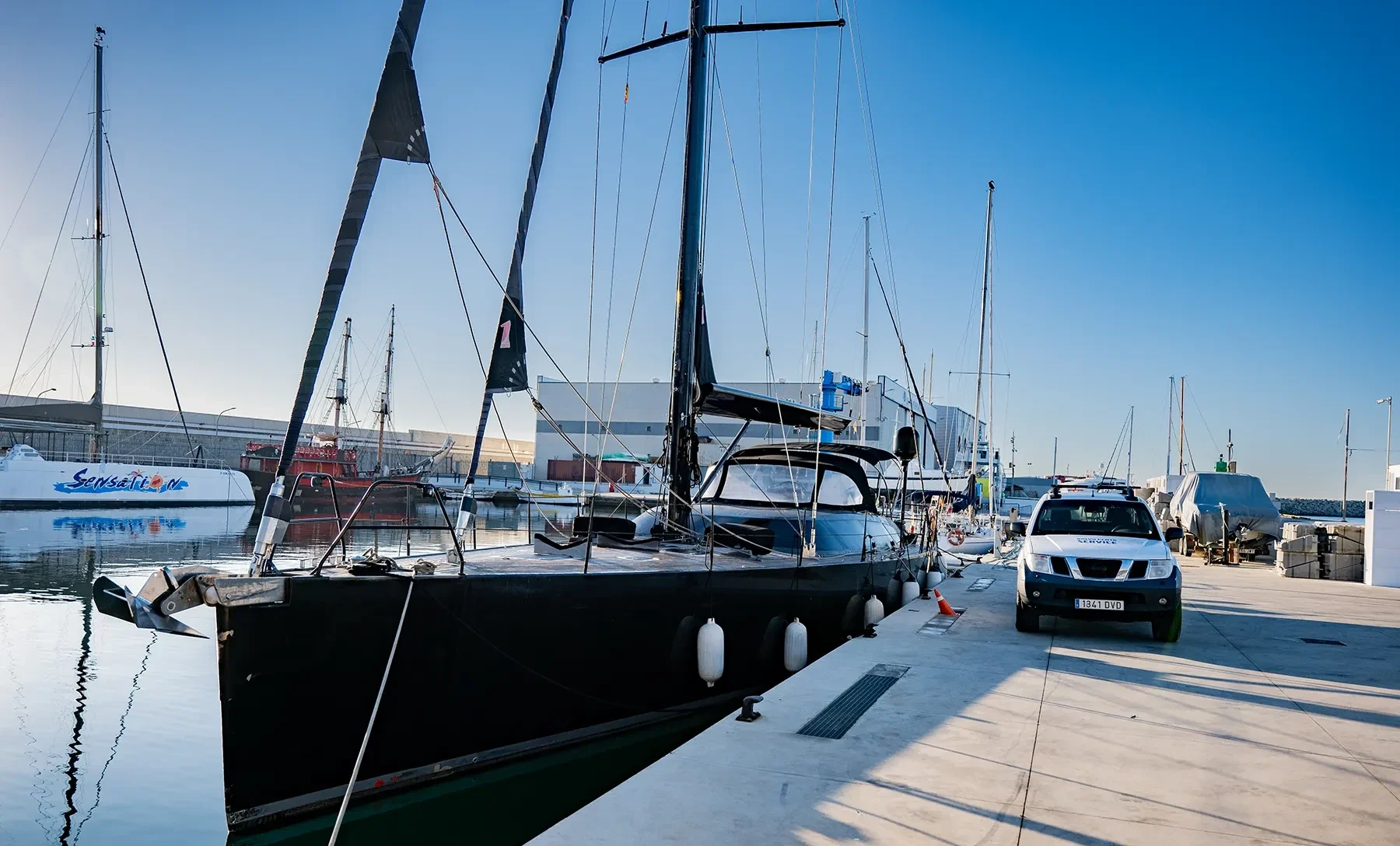 Entorno técnico de MotorNàutic y Varador 2000 en Arenys de Mar